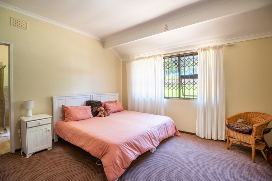 5 Bedroom Property for Sale in Lyndoch Western Cape
